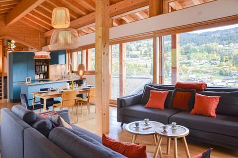 CHALET COCOON | LES GETS | Ski-In/Ski-Out | Chalet design 4 chambres - 8 personnes Chalet in Les Gets
