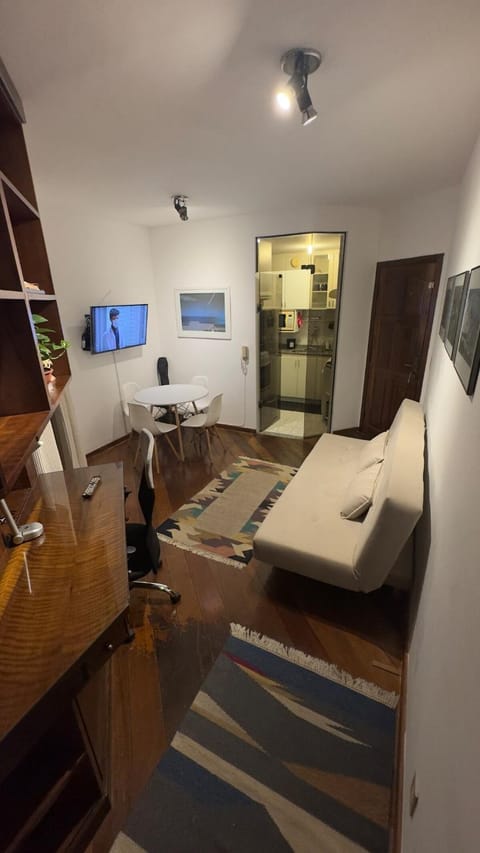 Bed, Living room