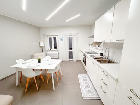 Stupendo appartamento a 20mt dal mare Apartment in Varazze