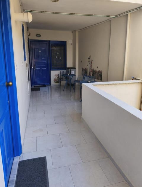 Facade/entrance, Balcony/Terrace, Balcony/Terrace