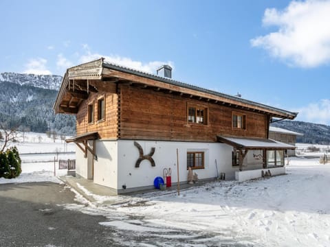 Property building, Winter