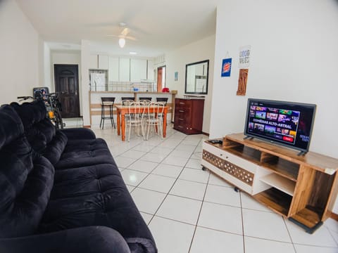 Communal lounge/ TV room, Living room, Seating area
