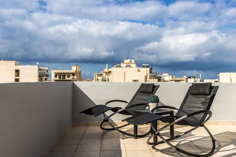 Day, View (from property/room), Balcony/Terrace, Seating area, City view, sunbed