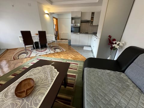 Golden Lilly Apartment Apartment in Lika-Senj County