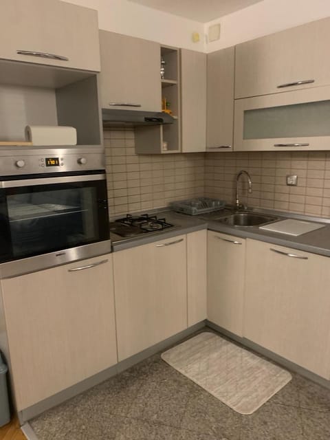 Golden Lilly Apartment Apartment in Lika-Senj County