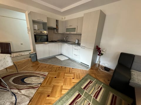 Golden Lilly Apartment Apartment in Lika-Senj County