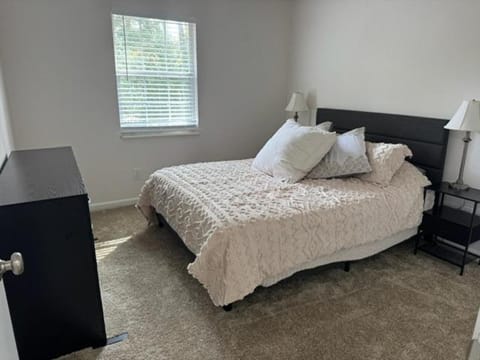 The Noles Nest- 32 home close to campuses House in Tallahassee