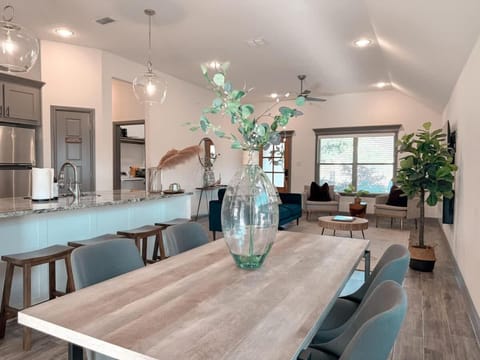 Beautiful 3BD 2B - Weatherford - Same Day Bookings House in Weatherford