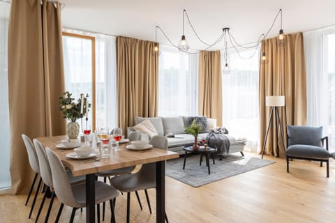 Living room, Seating area, Dining area