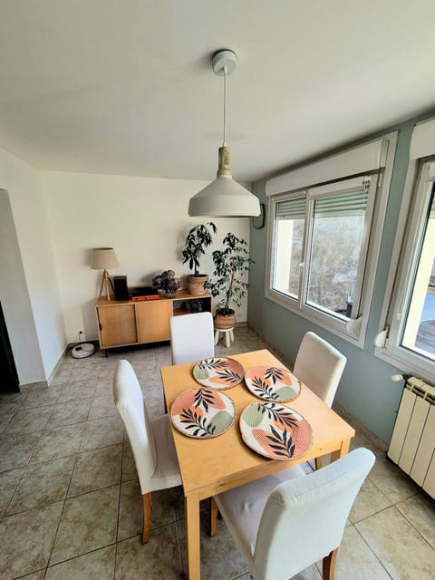 Maison NEUVILLOISE- proche Cambrai, Douai House in Cambrai