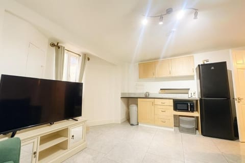 The Little Nest Apartment Apartment in Stretford