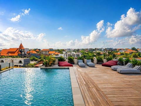 Property building, Day, Natural landscape, Balcony/Terrace, Pool view, Swimming pool, sunbed