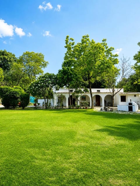 Property building, Natural landscape, Garden view