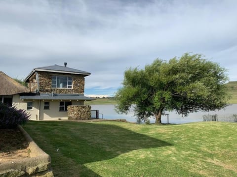 Property building, Lake view
