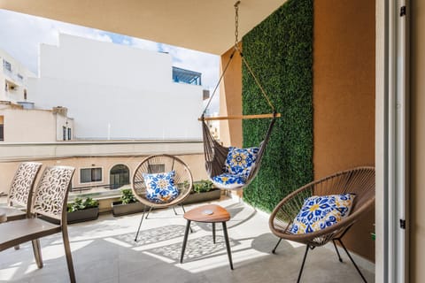 Day, View (from property/room), Balcony/Terrace, Seating area