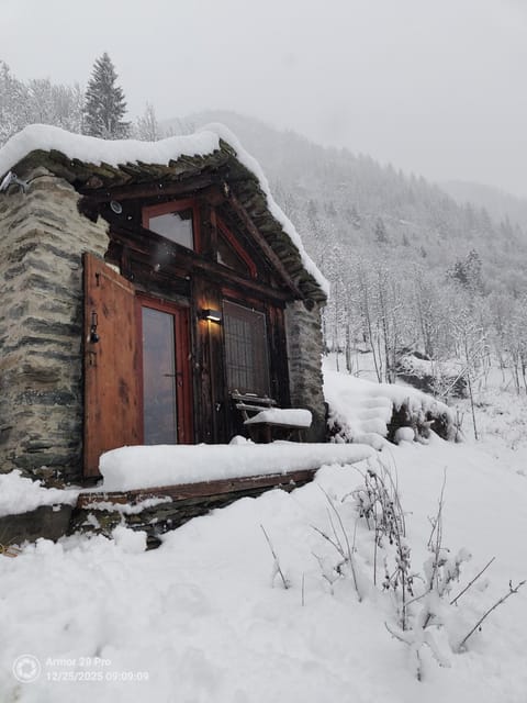 De Schoof, Mini-chalet walser avec une vue époustouflante Chalet in Canton of Valais