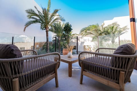 Patio, Day, View (from property/room), Balcony/Terrace, Seating area