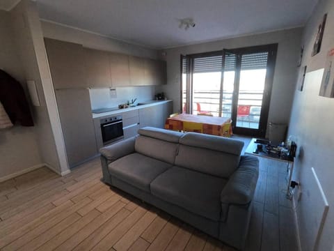 Bed, Living room, Seating area, kitchen