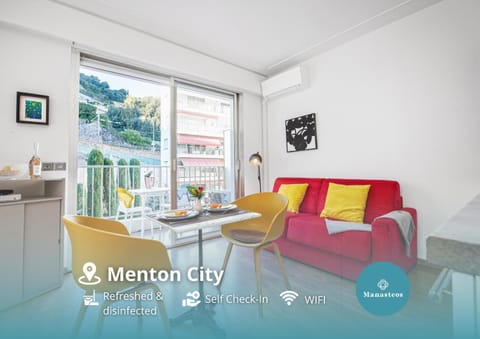 TV and multimedia, Balcony/Terrace, Living room, Seating area, Dining area, air conditioner