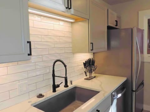 Modern getaway Relax bike hike and shred House in Angel Fire