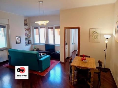 Experience Monza a cozy apartment in the Duomo area Apartment in Monza