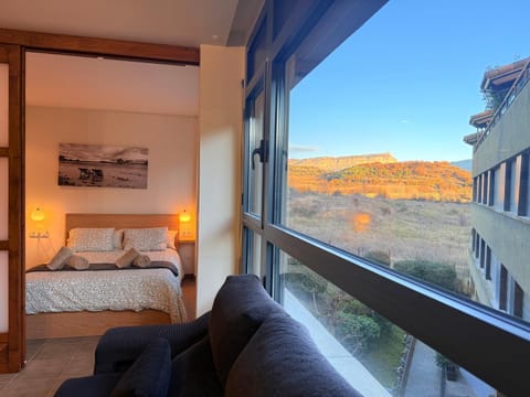 Bed, Natural landscape, View (from property/room), Photo of the whole room, Bedroom