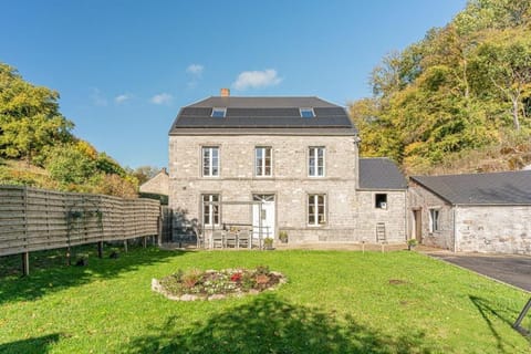 Property building, Garden, Garden view