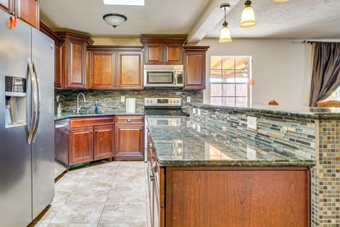 1 Mi to NMSU! Las Cruces Home with Pet-Friendly Yard House in Mesilla