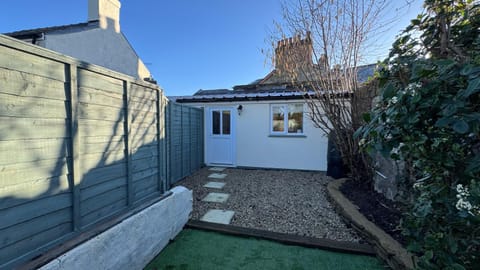 Property building, Garden, Garden view