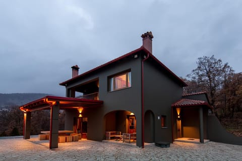 Property building, Natural landscape