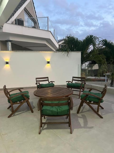 Excelente Casa com Conforto no Condomínio no Recreio House in Rio de Janeiro