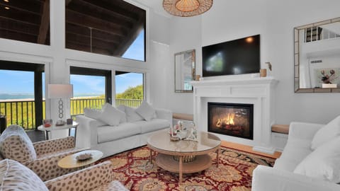 Luxury beachfront Longboat Key pool home SeaDuced House in Longboat Key