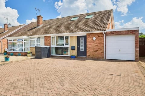 Home from Home, Rugby Apartment in Rugby