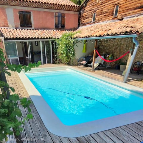 Property building, Swimming pool