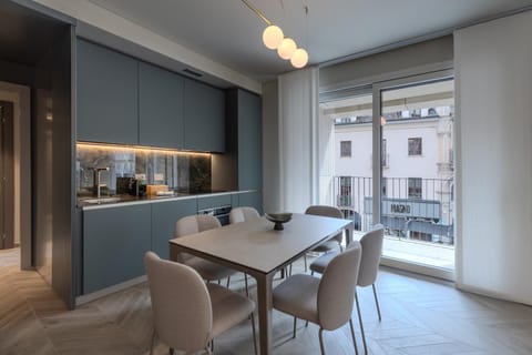 Balcony/Terrace, Dining area, kitchen