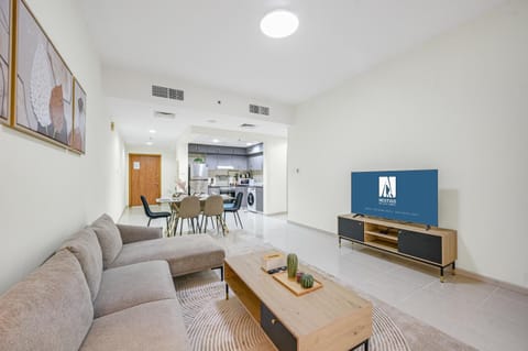 TV and multimedia, Kitchen or kitchenette, Living room, Dining area