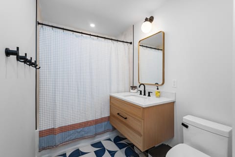 NEW! Tilted Pine - Lake Access Modern Home House in Squam Lake