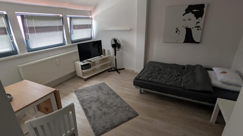 TV and multimedia, Living room, Dining area, Bedroom
