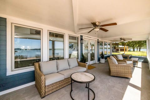 Private Sandy Shore! Possum Kingdom Lake House House in Possum Kingdom Lake