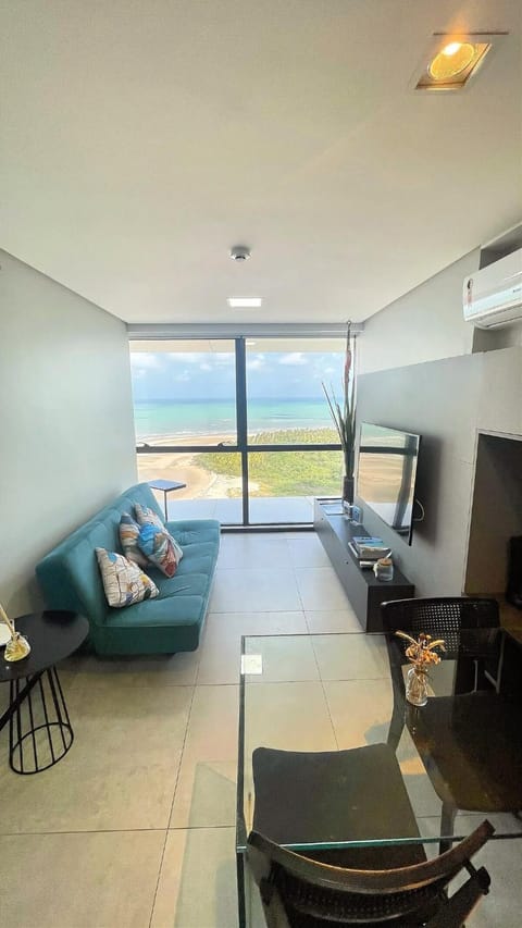 Natural landscape, TV and multimedia, Living room, Seating area