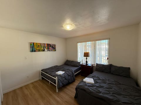 Cozy Private Room near Langara College Skytrain Station Bed and Breakfast in Vancouver