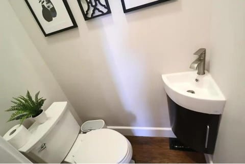 Spacious 4-Bed- Sleeps 8 - Family Friendly House in Alameda