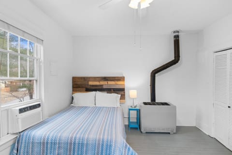 Suite 3 Apartment in Black Mountain