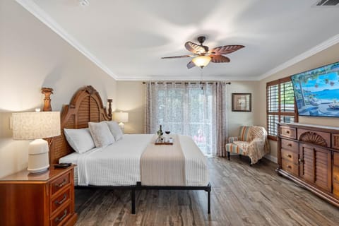 Amazing Heated & Screen Pool w Stunning Design! House in Crystal Beach