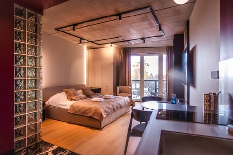 Dining area, Bedroom, kitchen, kitchen