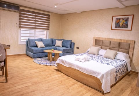 Bed, Living room, Photo of the whole room