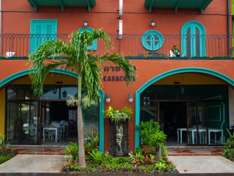 Shower, Toilet, Patio, Nearby landmark, Restaurant/places to eat, Off site, Day, Natural landscape, Summer, Fishing, Golfcourse, Horse-riding, Karaoke, Minigolf, Nightclub / DJ, Snorkeling, Bathroom, TV and multimedia, Coffee/tea facilities, Balcony/Terrace, Fitness centre/facilities, Seating area, Dining area, Beach, Canoeing, Hiking, Cycling, Diving, Evening entertainment, Bedroom, Area and facilities, Supermarket/grocery shop, Shopping Area, Sports, Entertainment, Continental breakfast, Asian breakfast, English/Irish breakfast, Alcoholic drinks, Non alcoholic drinks