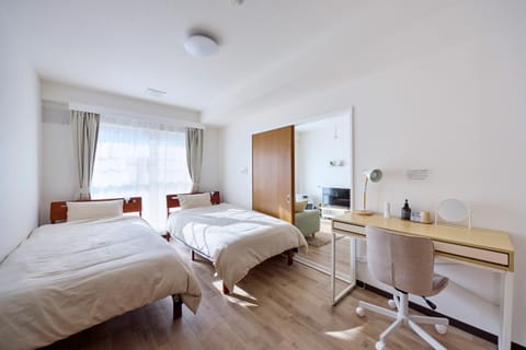 Bed, Bedroom, heating