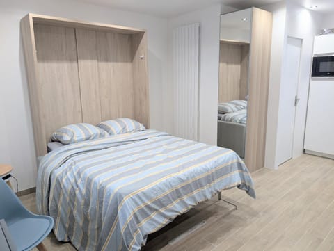 Studio calme et équipé proche Paris Apartment in Île-de-France