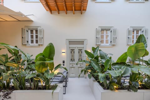 Day, Garden, Balcony/Terrace, Garden view